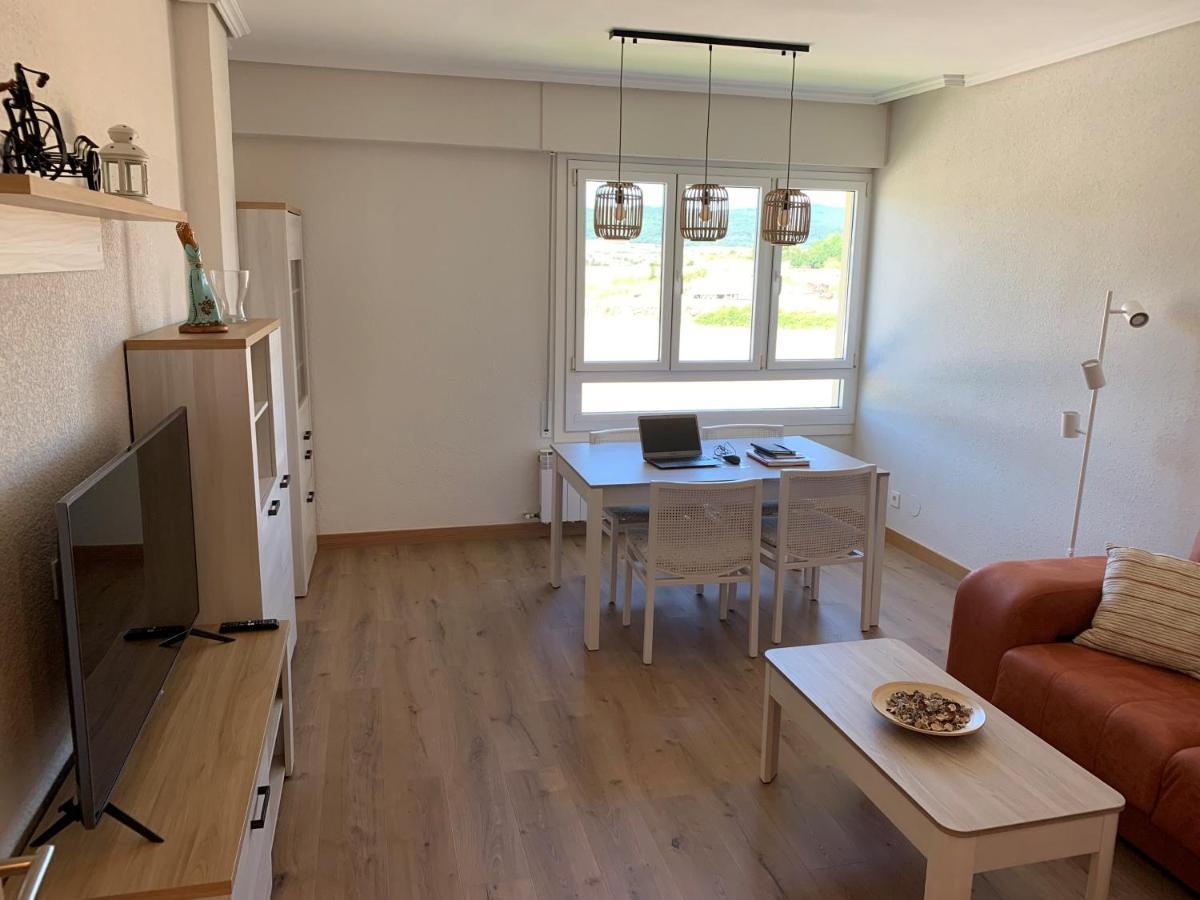 Tellazar Apartment Maestu Екстериор снимка